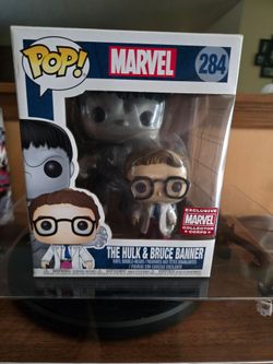 Grey Hulk and  Banner pop