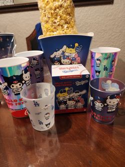 Dodgers Hello Kitty Bundle
