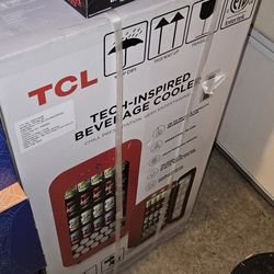 Brand New Unopened TCL TCL 17.7-in W 94 -Can Capacity Red Freestanding Indoor Beverage Refrigerator with Glass Door
Item # |
Model #BC94L2R 
