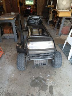 Lawnmower Yard Machine 