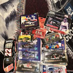 NASCAR COLLECTIBLES 