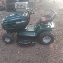 Yard Machine 17.5 Hp 42 Inch Cut Riding Mower