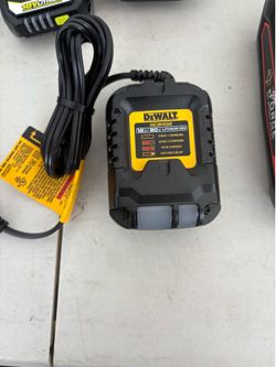DeWalt 20V Charger