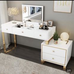 Makeup vanity