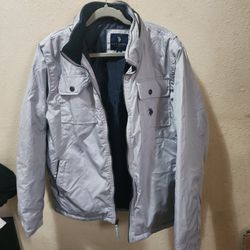 Polo Ralph Lauren Men's Gray Dip Up Jacket With Hood Inside Pockets Outside Pockets Size Medium My Husband Only Won Once It Was Too Small