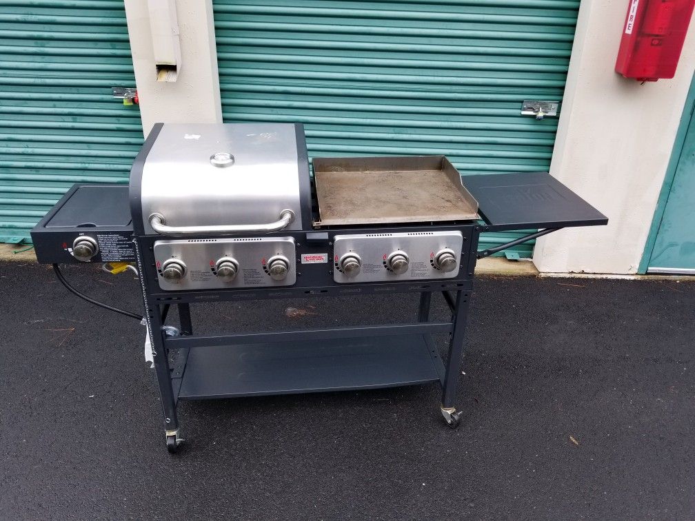 Outdoor Gourmet Triton 7Burner Propane Grill and Griddle Combo for