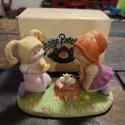 1981 VINTAGE CABBAGE PATCH KIDS #5016 DISCOVERING NEW LIFE PORCELAIN FIGURINE