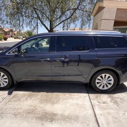 2015 KIA Sedona