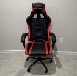 Gtracing Black/red High Back Reclining Swivel Adjustable Gaming Chair Footrest