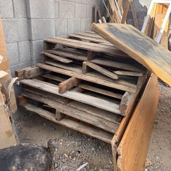 Pallets-free