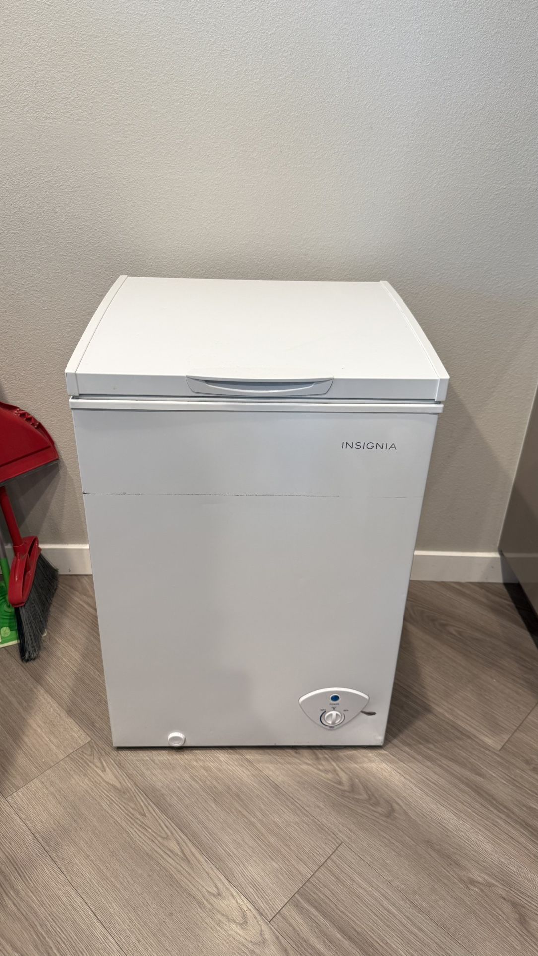 Chest Freezer 3.5 Cubic Foot 