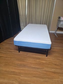 Twin size bed