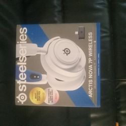 Steel Series Arctis Nova 7p Headset Ps5 New