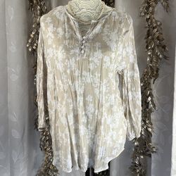 Liz Claiborne XL Beige Floral Crinkle Blouse Boho Cottagecore Tunic Top