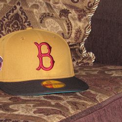 Fitted Size 7 3/8