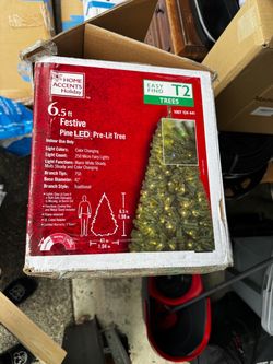 6.5ft LED Pre-Lit Tree