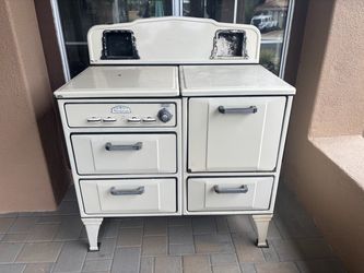 Vintage Wedgewood Stove