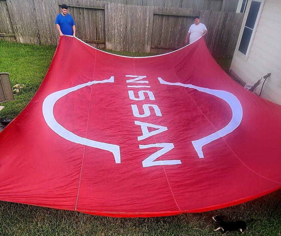 Nissan Flag 20'x30'