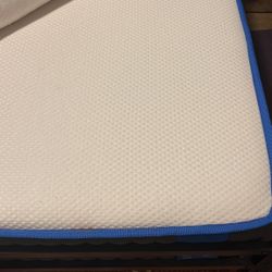 Twin Bed With Frame (Nectar mattress) 