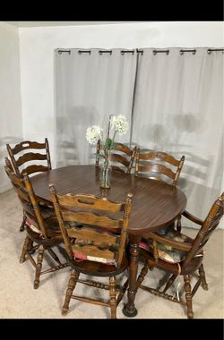 Solid Wood Extendable Dining Table & 6 Chairs / Mesa Comedor de Extension y 6 Sillas MADERA SOKIDA