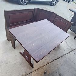 Real  solid Wood, Corner Breakfast Nook. 