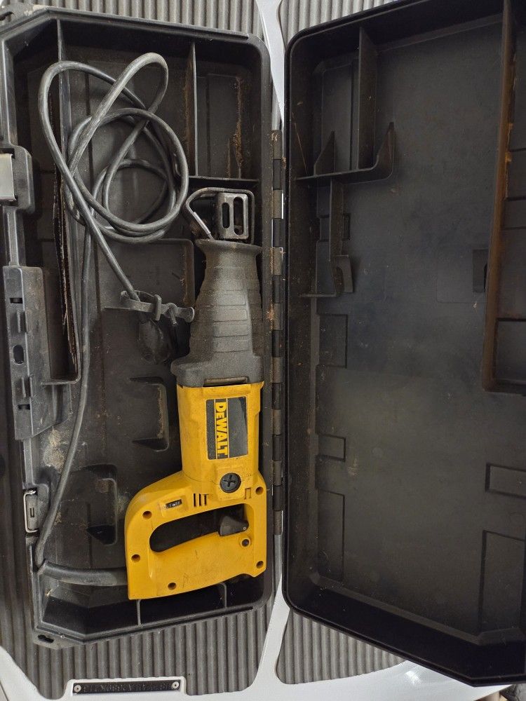 Dewalt Reciprocating Saw