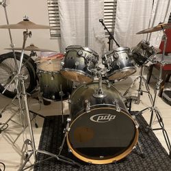 7 Piece pdp drum kit