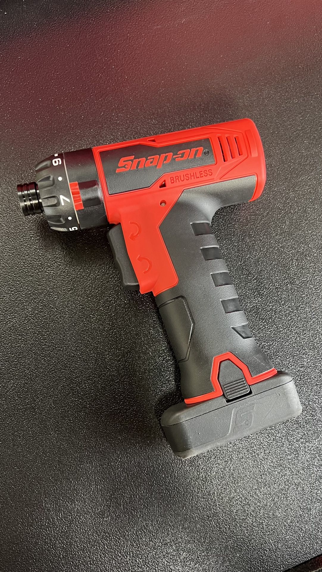 Snap On 1/4" Hex MicroLithium Cordless Toggle Screwdriver 