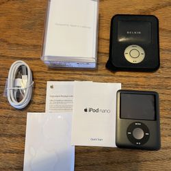 Apple iPod Nano 3rd Gen. 8GB In Excellent Condition Barely Used With Box, Leather Case, Paperwork & Charger