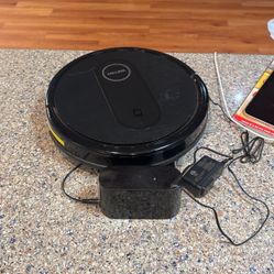 knock of roomba - “ vactidy” 