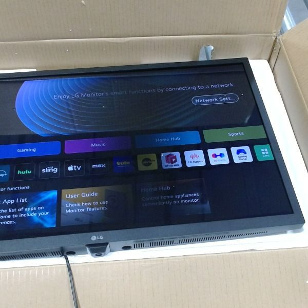 LG 32SR53FS-W 32" Full HD (1920 x 1080) IPS Display Smart Monitor#1402VUP2