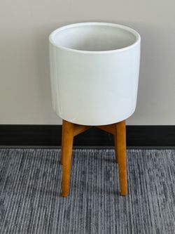 Ceramic White Planter and Stand