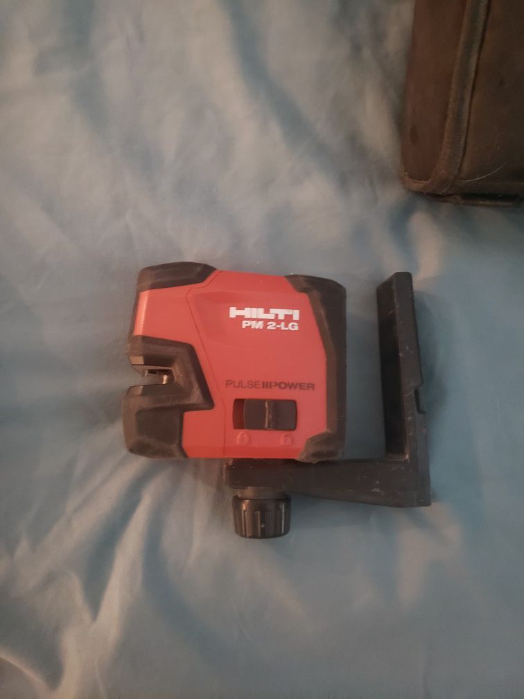 Hilti pm 2-lg.....the unit with 2 green laser lines