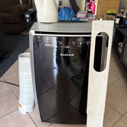 Honeywell Portable AC