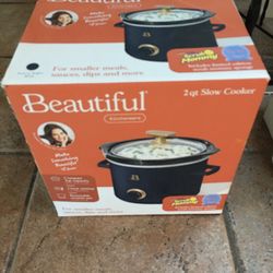 Crock Pot New 2q
