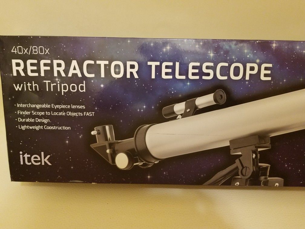 itek Refractor Telescope with Tripod