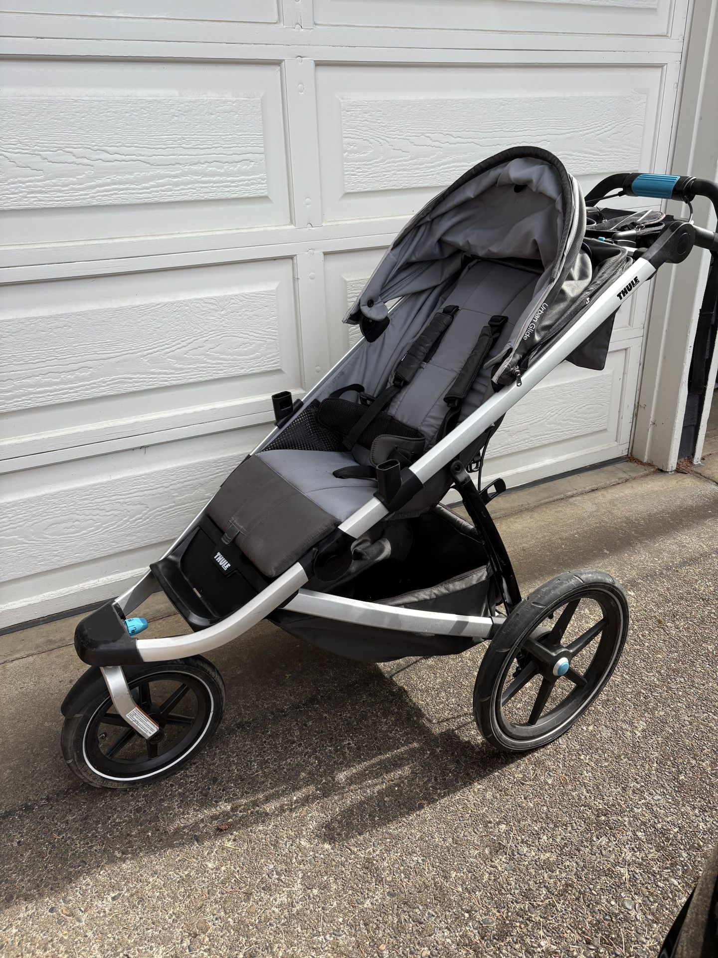 Thule Running Stroller and Accessories