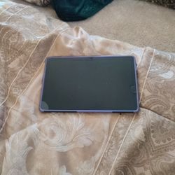 Samsung Galaxy Tab A7 SM-T500 - Like New With Case And Screen Protector - Android 12