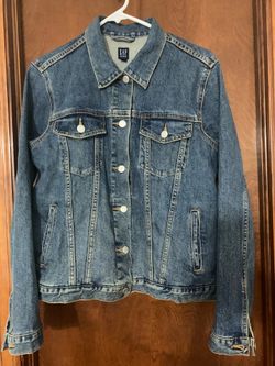 Women’s Gap Denim Jacket (Size L)