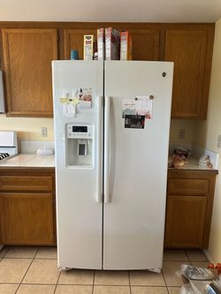 GE Refrigerator