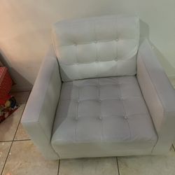 2 Single Sofas 