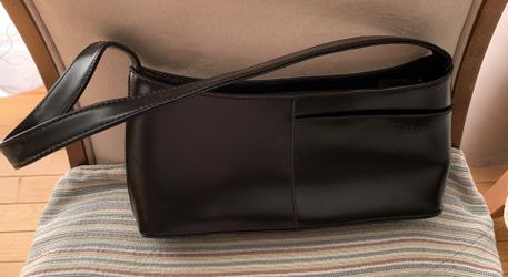 KENNETH COLE REACTION PURSE