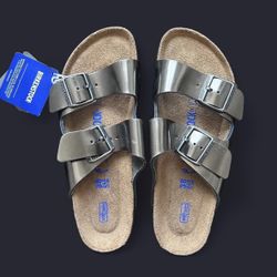  Birkenstock Arizona two-strap sandals
