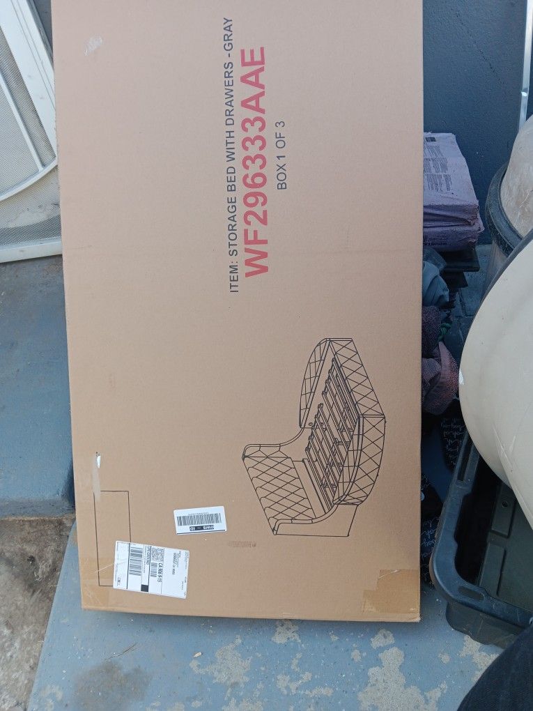 Velvet Light Gray Queen Size Storage Bed With Drawers for Sale in