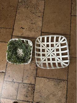 Tobacco baskets