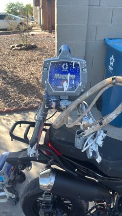 Airless paint sprayer