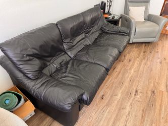 Black Leather Couch - 3 seater