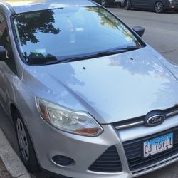 2013 Silver Ford Focus For Sale