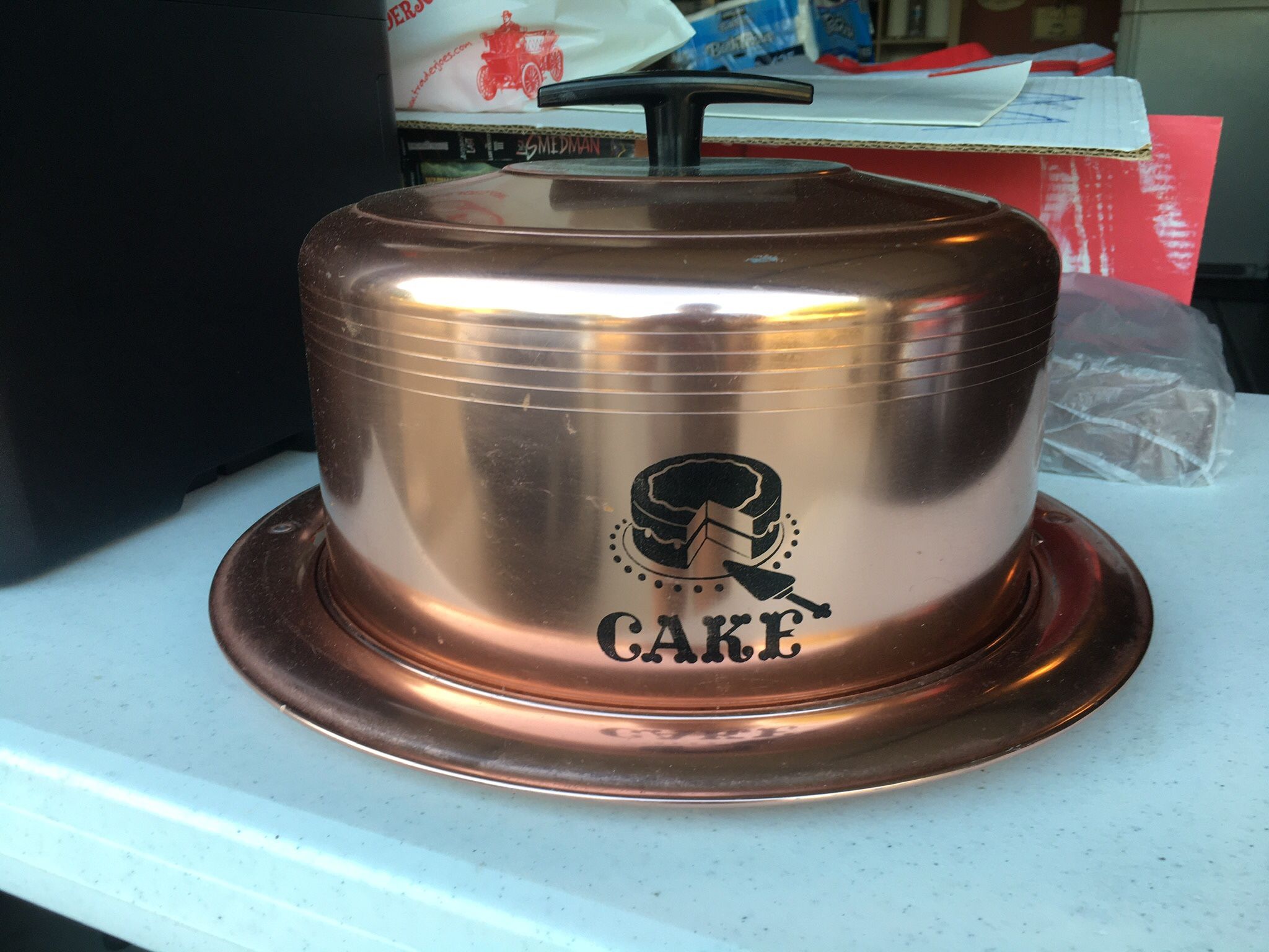 Vintage Cake Carrier