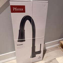 Pfister Classic Kitchen Faucet Matte Black